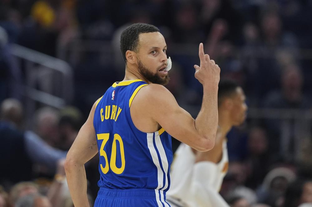 他从小便对 他从小便对