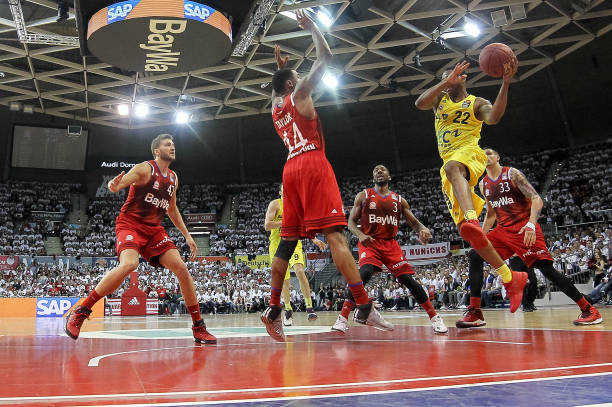 A勒布伦在 A勒布伦在