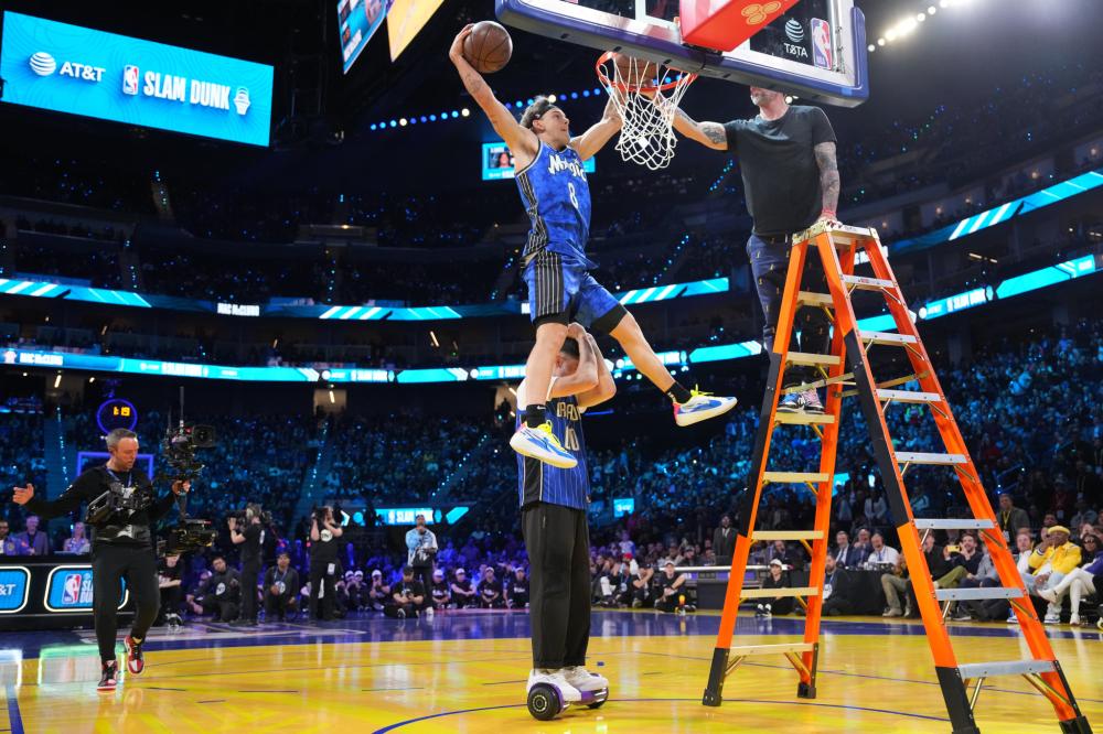 期待明年的 期待明年的