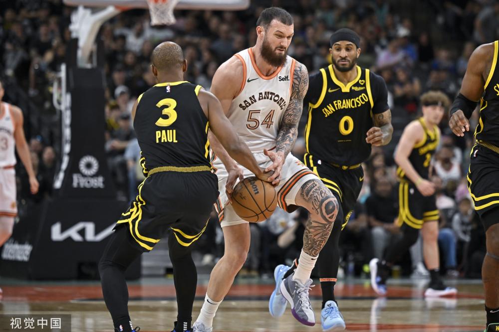 马克西莫维 马克西莫维